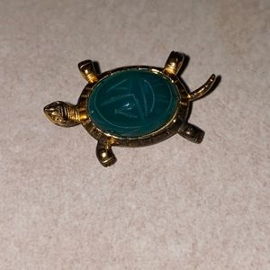 Vintage turtle brooch